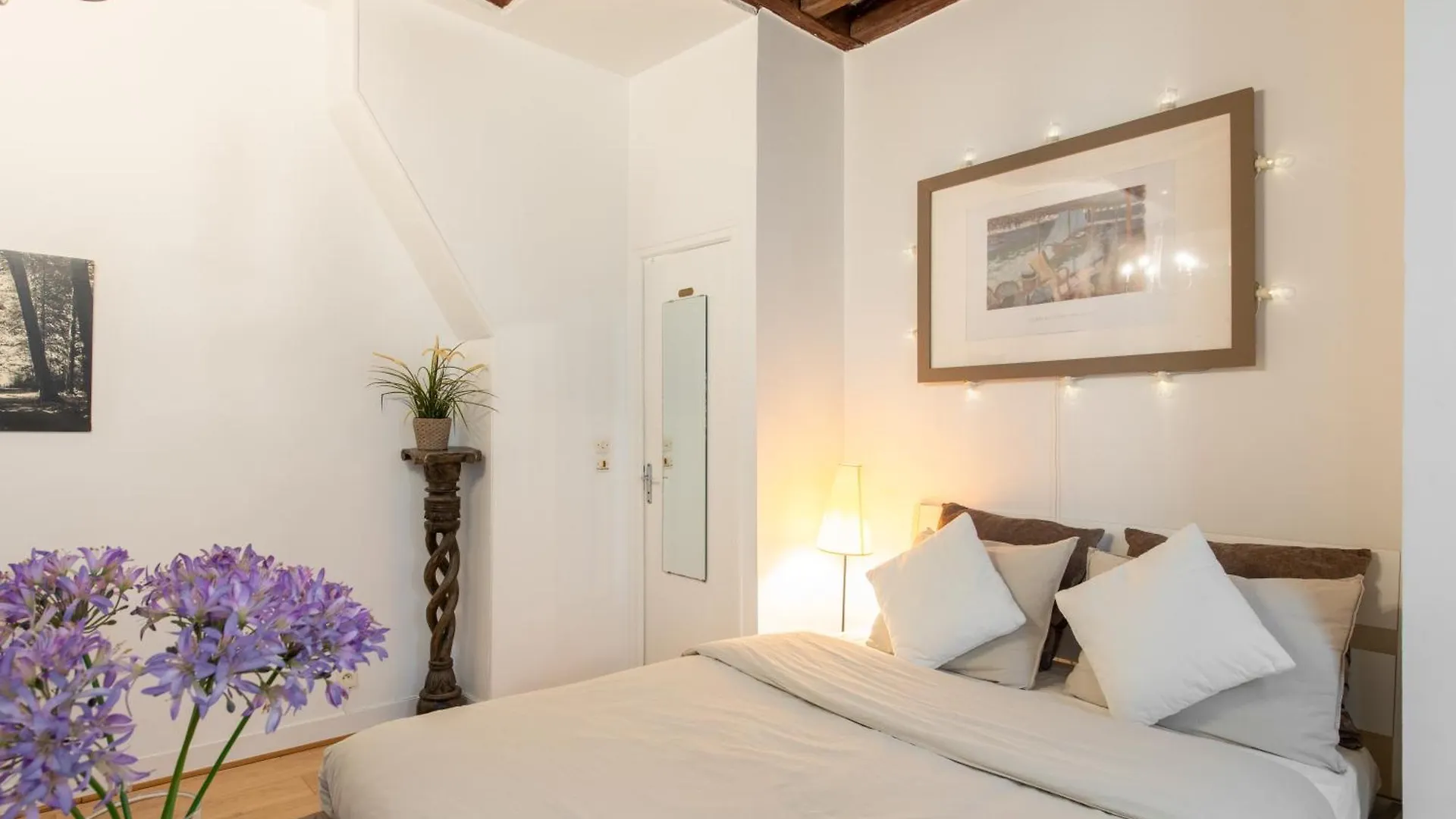 Geranimus Beauregard: Heart Of Paris Apartment France